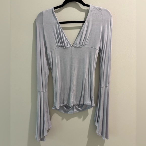 FREE PEOPLE What A Babe Bell Sleeve Blouse - Picture 5 of 7